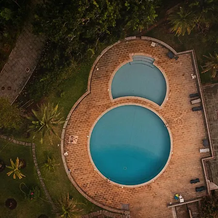 High View Apartment *