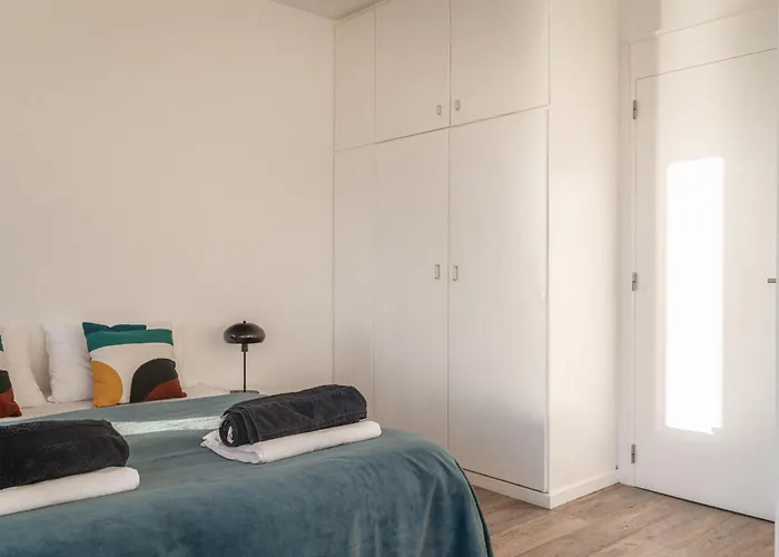 High View Apartment *