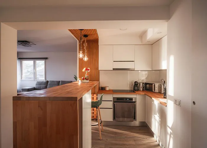 High View アパート フンシャル